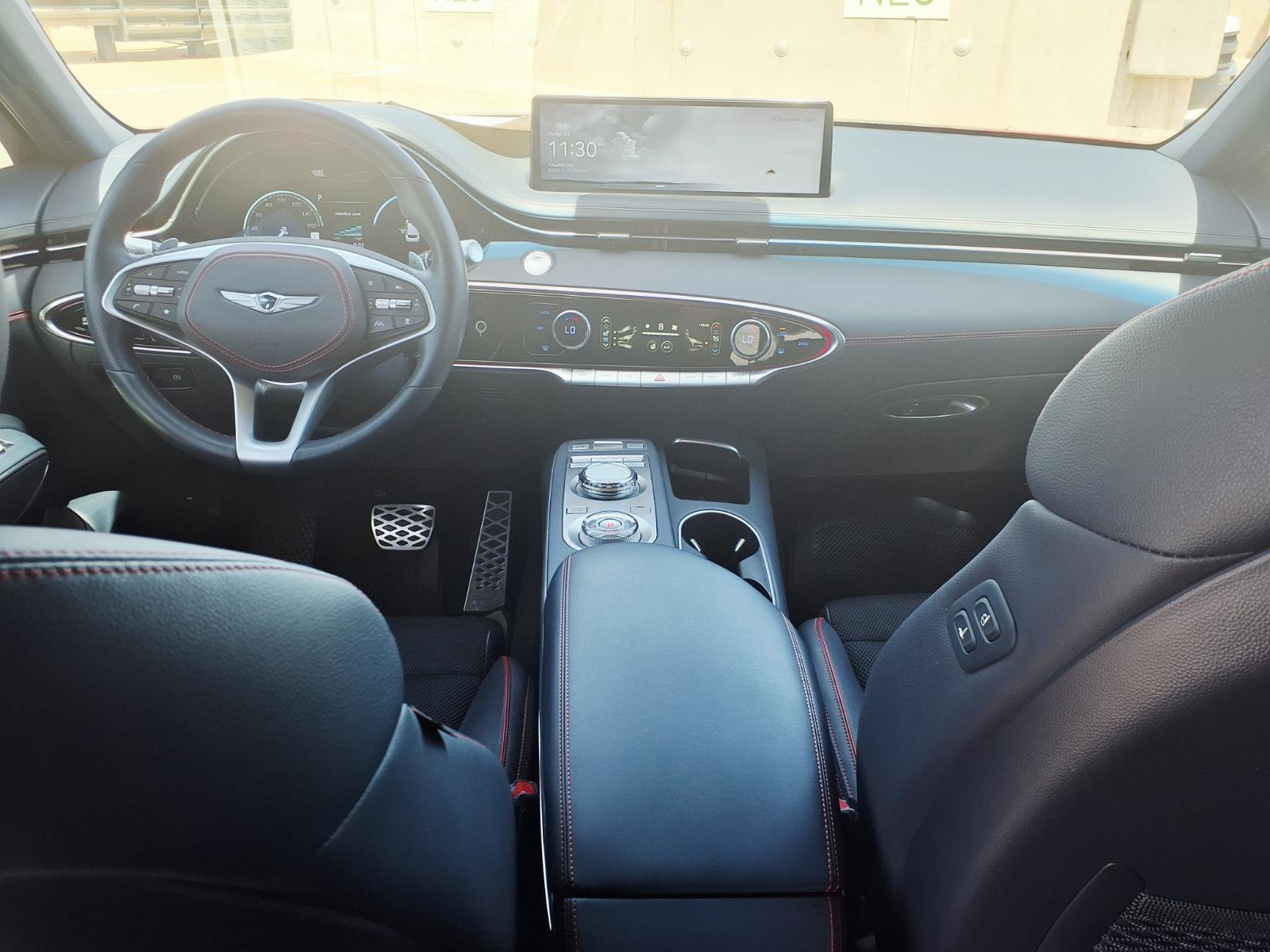 Certified 2023 Genesis GV70 2.5T w/ Sport Prestige Package AWD/4WD image 18