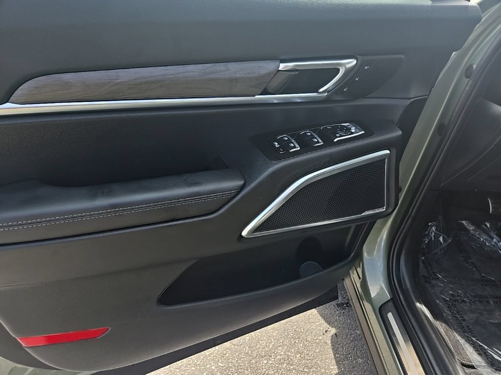 Used 2024 Kia Telluride SX Prestige X-Pro AWD/4WD image 9