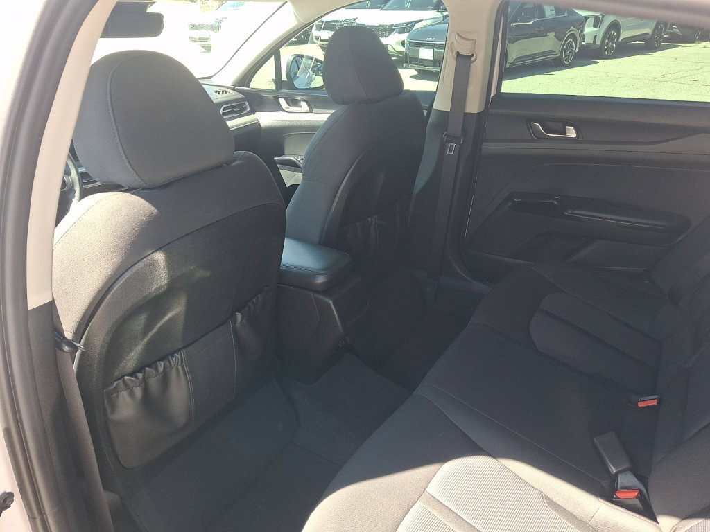 Used 2022 Kia K5 LXS FWD image 22