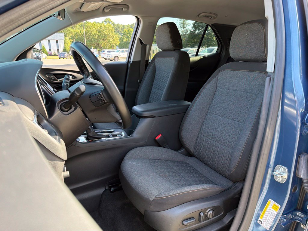 Used 2024 Chevrolet Equinox LT AWD/4WD image 19