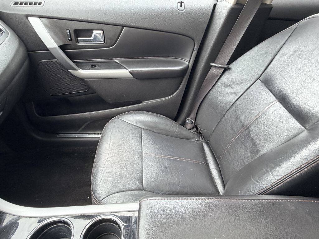 Used 2013 Ford Edge Limited FWD image 12