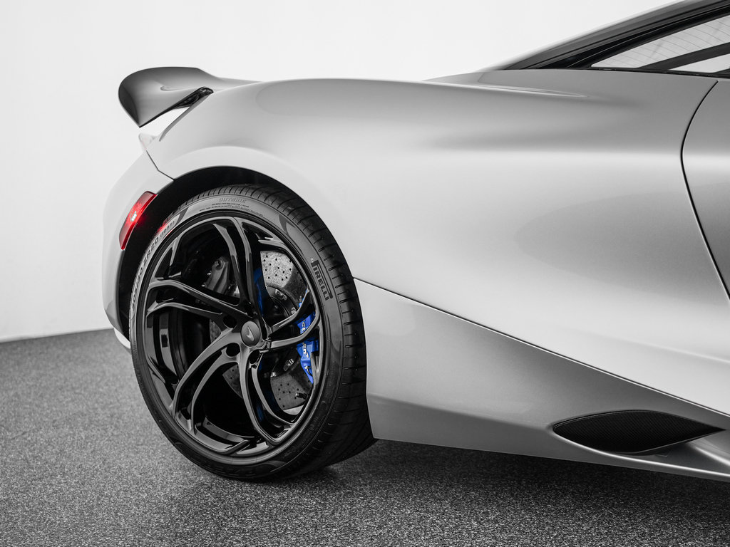 New 2027 McLaren 750S RWD image 40