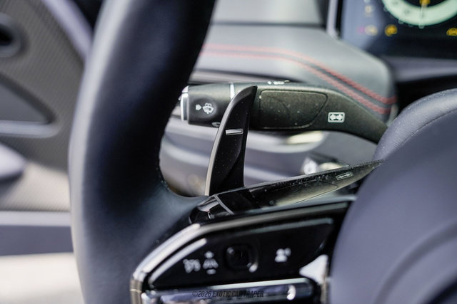 Used 2024 Aston Martin DB12 Coupe RWD image 27