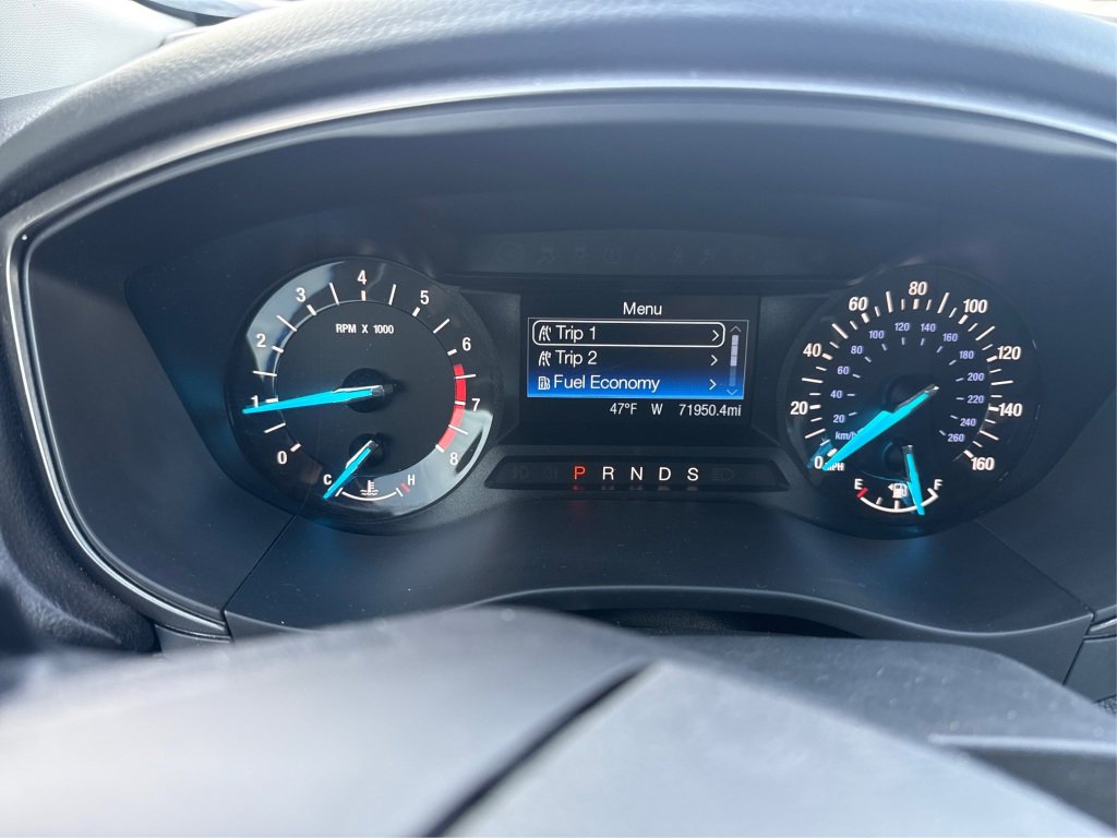 Used 2017 Ford Fusion SE image 22