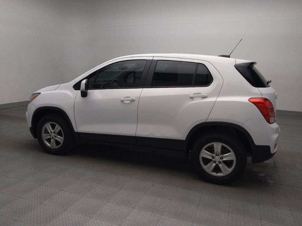 Used 2020 Chevrolet Trax LS w/ Tint and Cruise Package AWD/4WD image 3