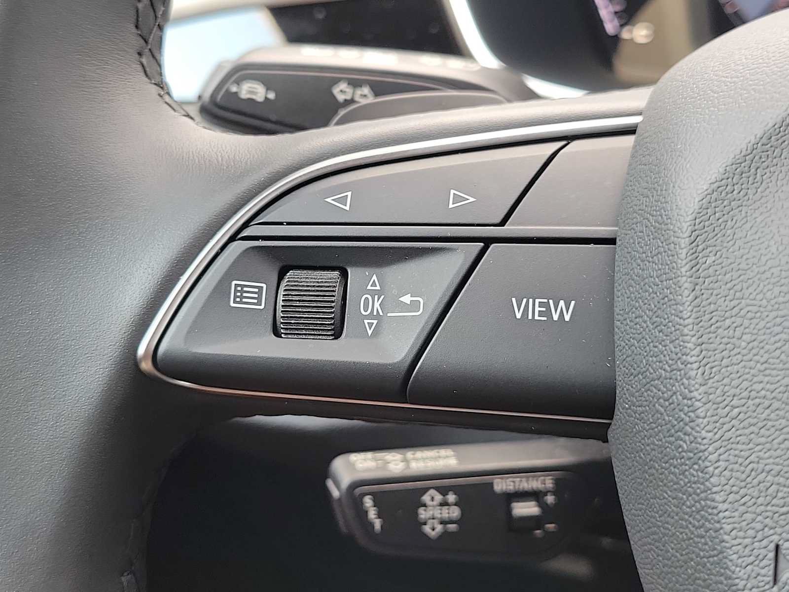Certified 2025 Audi Q3 2.0T Premium AWD/4WD image 24