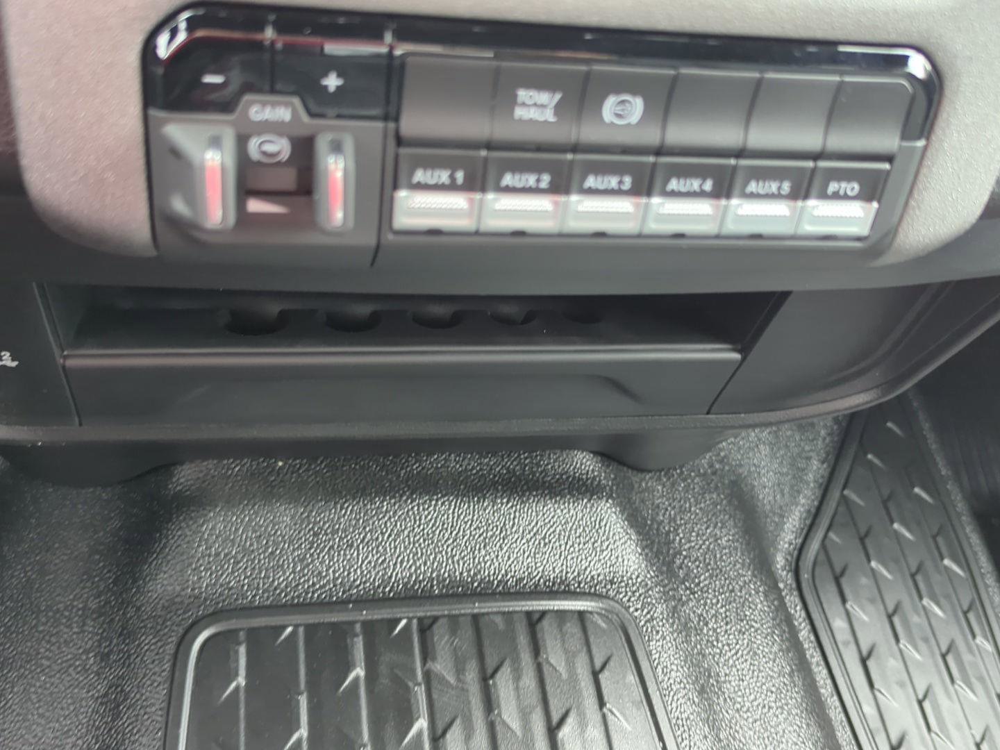 New 2025 RAM 4500 Tradesman image 24