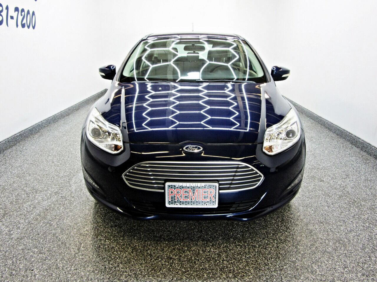 Used 2016 Ford Focus Electric 4dr Hatchback image 2