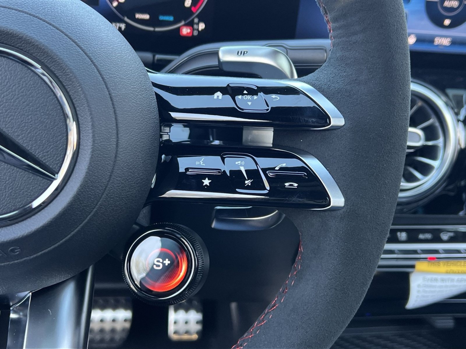 New 2026 Mercedes-Benz GLA 35 AMG 4MATIC image 32