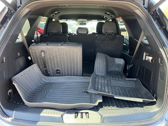 Used 2025 Ford Explorer ST-Line w/ Premium Package RWD image 11