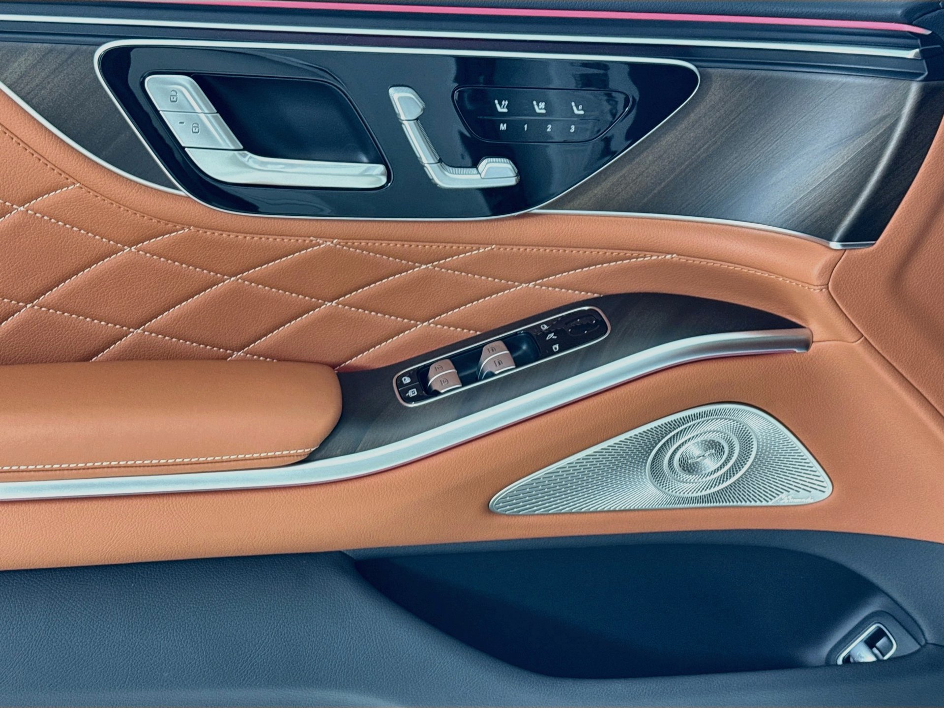 New 2027 Mercedes-Benz S 580 4MATIC Sedan image 18