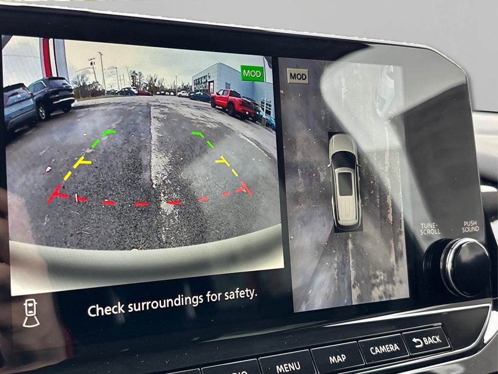 New 2025 Nissan Pathfinder SL image 23