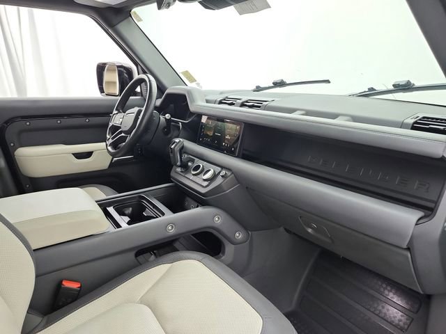 Certified 2023 Land Rover Defender 110 X-Dynamic SE image 39