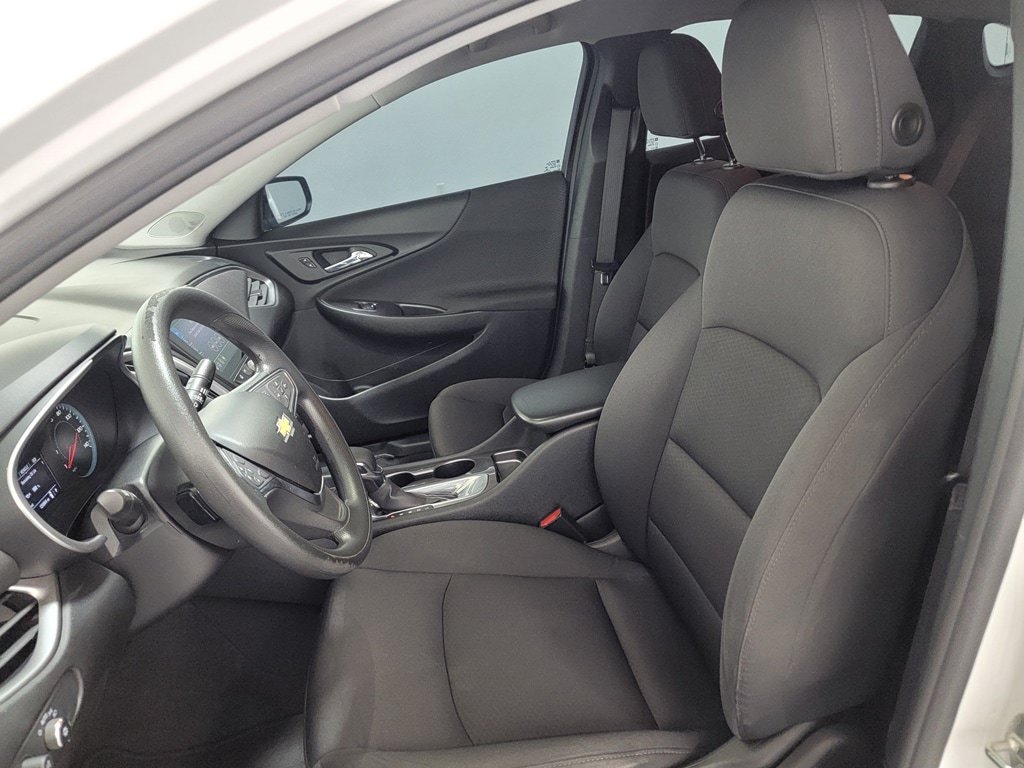 Used 2021 Chevrolet Malibu LS FWD image 14
