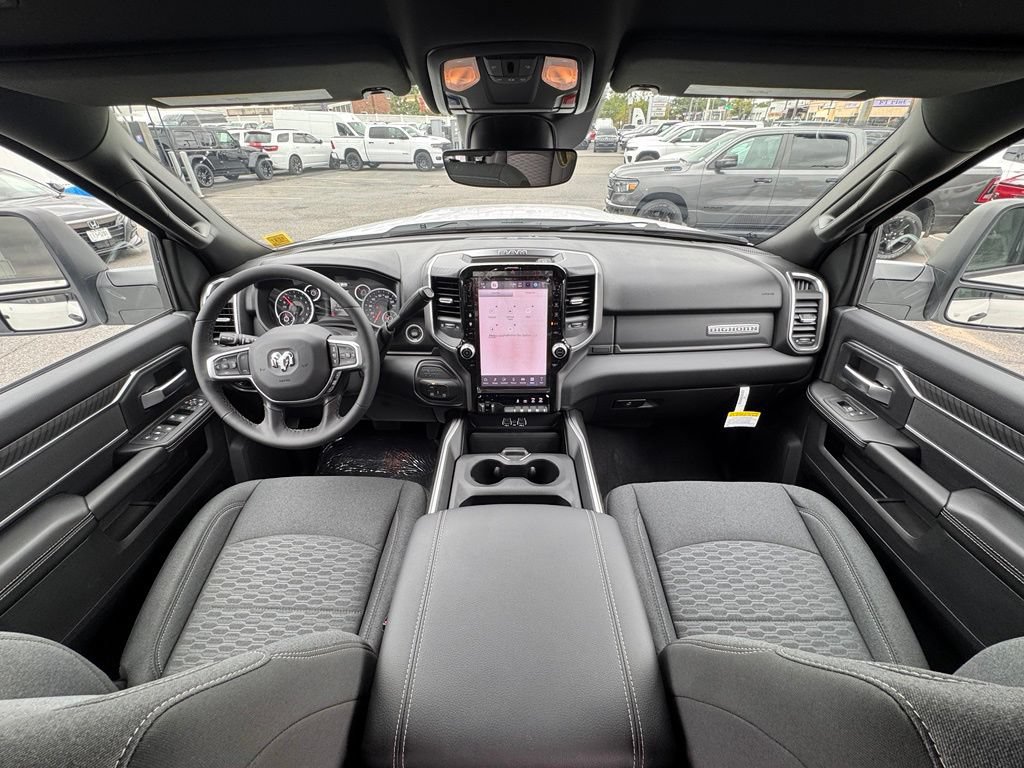 New 2026 RAM 2500 Big Horn AWD/4WD image 24