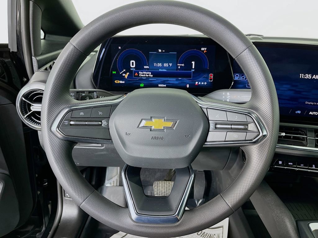 Used 2026 Chevrolet Equinox EV LT FWD image 14