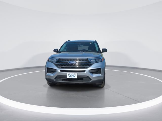Used 2023 Ford Explorer XLT RWD image 3