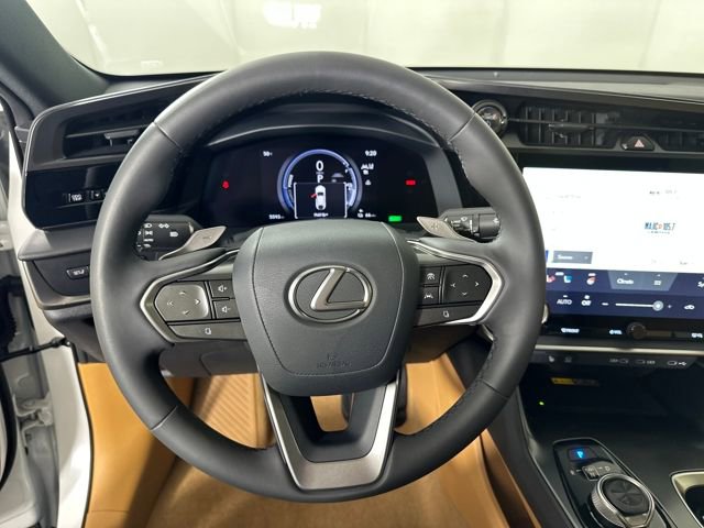 Used 2025 Lexus RZ 450e image 14