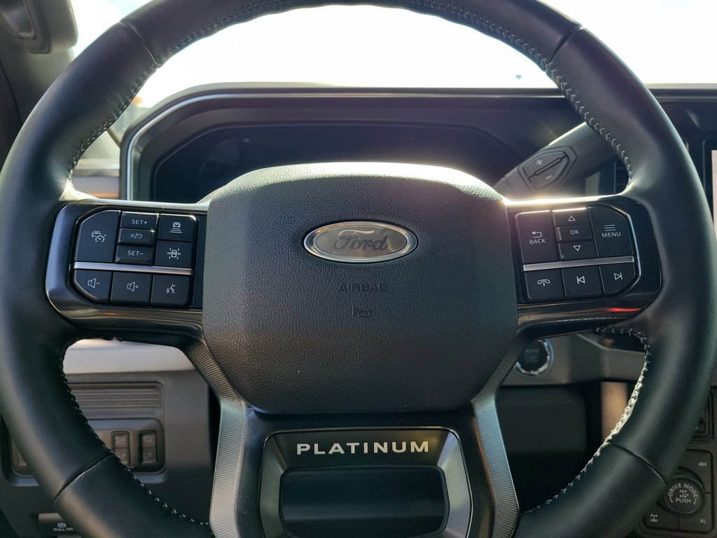 Used 2026 Ford F350 Platinum w/ Tremor Off-Road Package AWD/4WD image 15