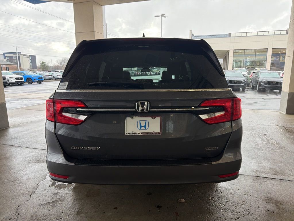 Used 2023 Honda Odyssey EX image 4