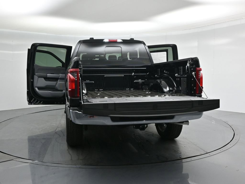 New 2025 Ford F150 XLT w/ Equipment Group 303A High image 31