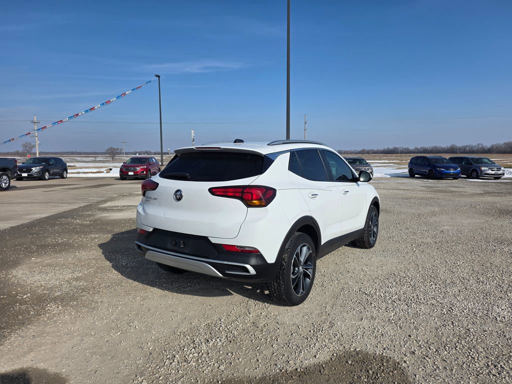 Used 2023 Buick Encore GX Select image 4