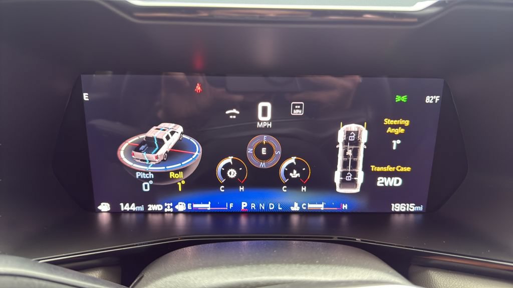 Used 2023 Chevrolet Colorado ZR2 w/ ZR2 Convenience Package III AWD/4WD image 19