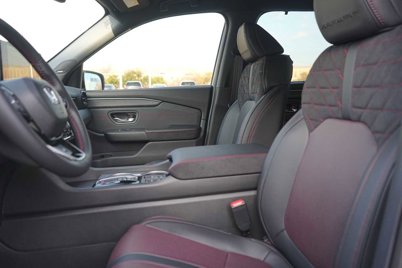 New 2026 Honda Pilot Black Edition image 11