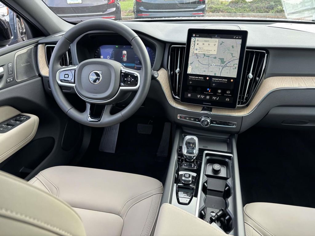New 2026 Volvo XC60 B5 Plus w/ Protection Package Premier image 29