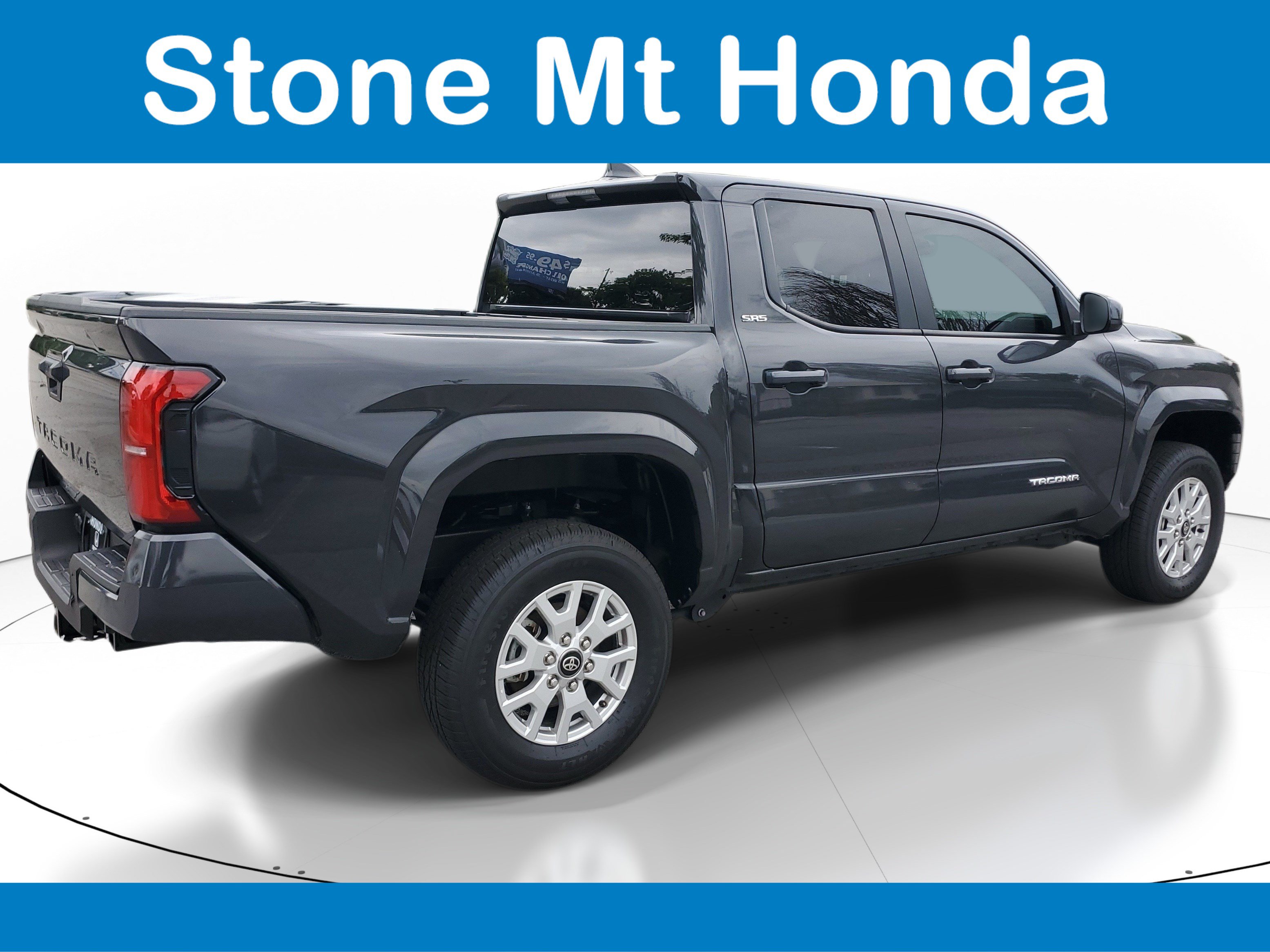 Used 2025 Toyota Tacoma SR5 RWD image 6