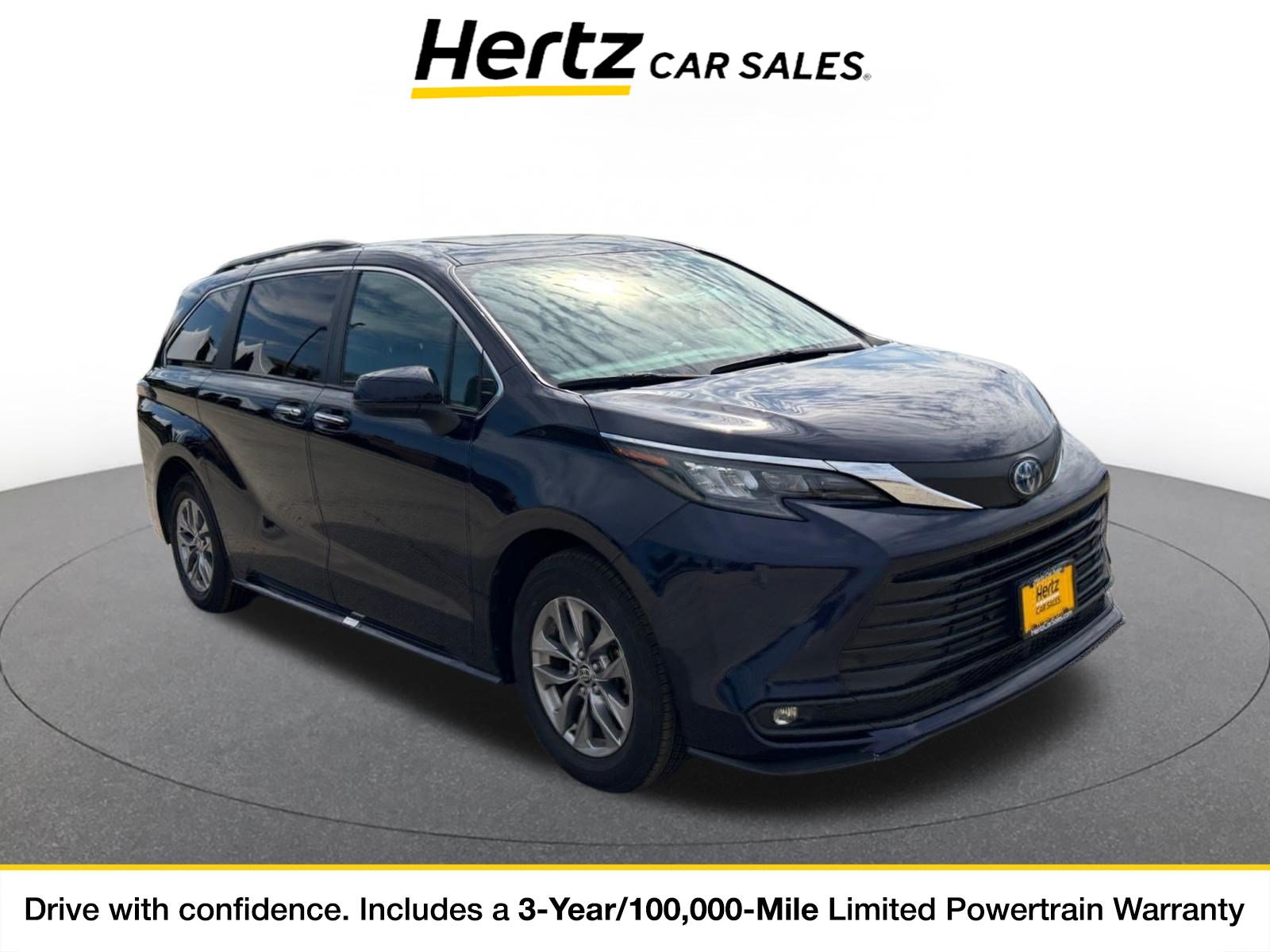 Used 2025 Toyota Sienna XLE