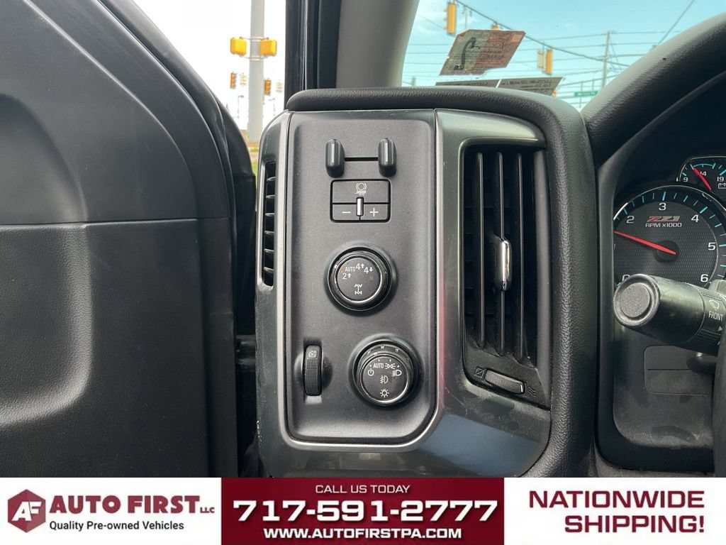 Used 2017 Chevrolet Silverado 1500 LT w/ All Star Edition AWD/4WD image 16