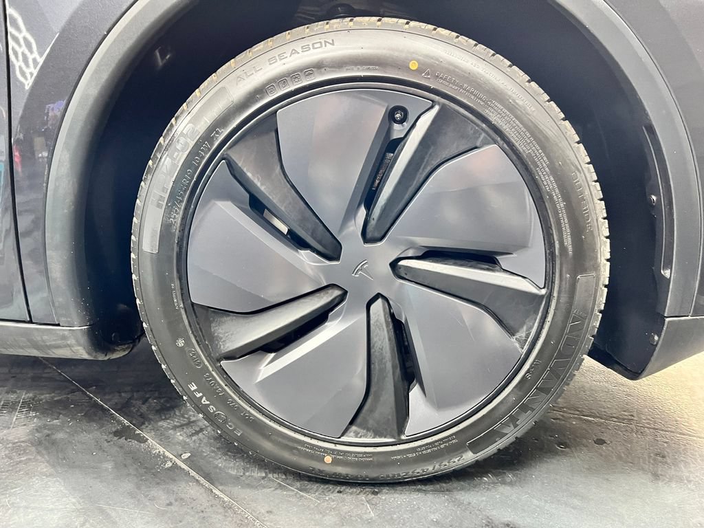 Used 2026 Tesla Model Y Long Range AWD/4WD image 27