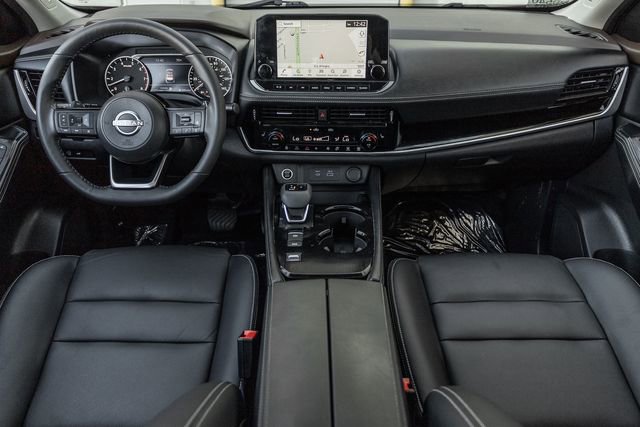 Used 2023 Nissan Rogue SL w/ SL Premium Package image 6