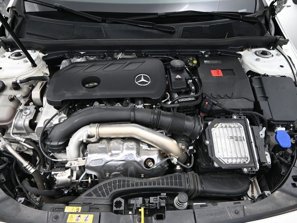 Used 2025 Mercedes-Benz CLA 250 image 22