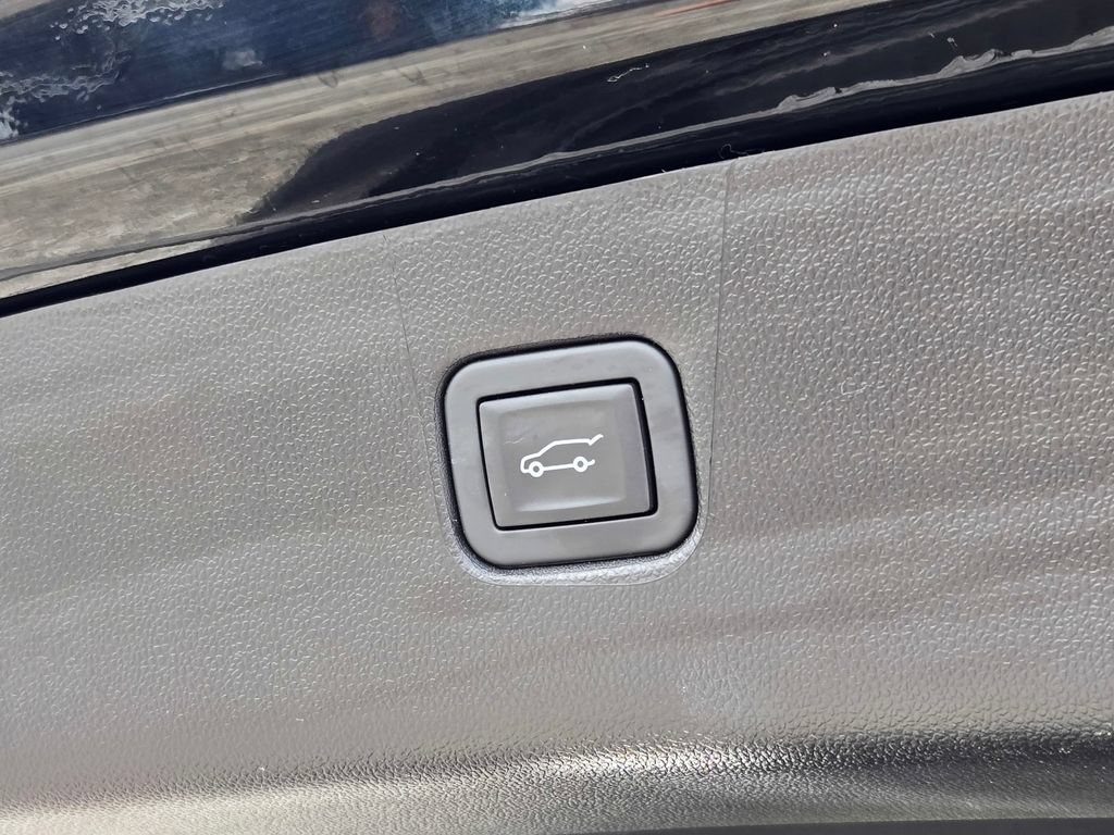Used 2024 Chevrolet Blazer LT w/ Convenience Package FWD image 22