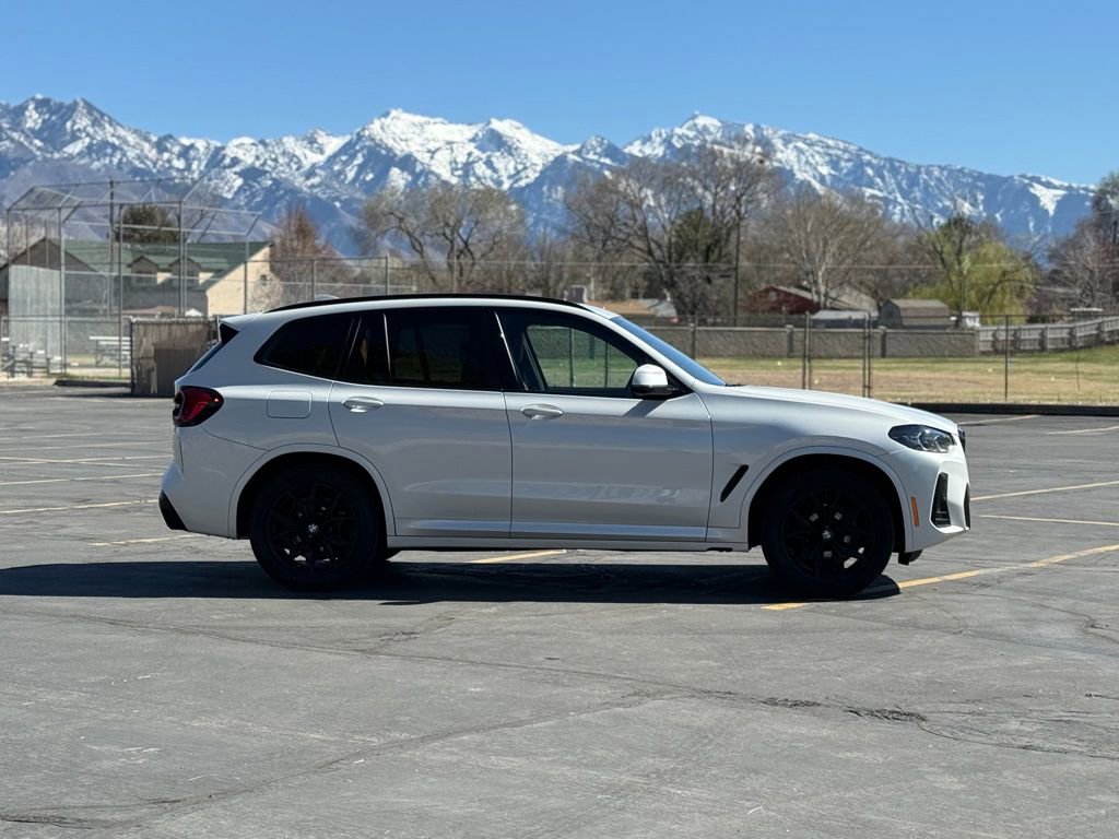 Used 2023 BMW X3 xDrive30i w/ M Sport Package image 4
