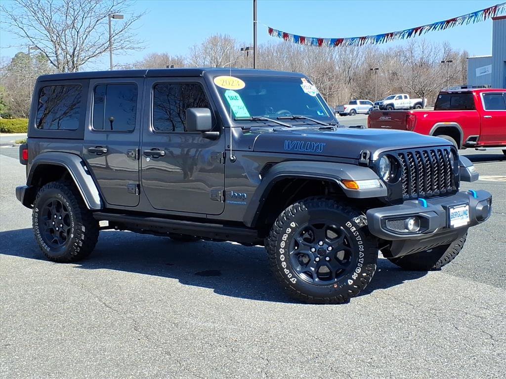 Used 2023 Jeep Wrangler Unlimited w/ Cold Weather Group AWD/4WD image 1