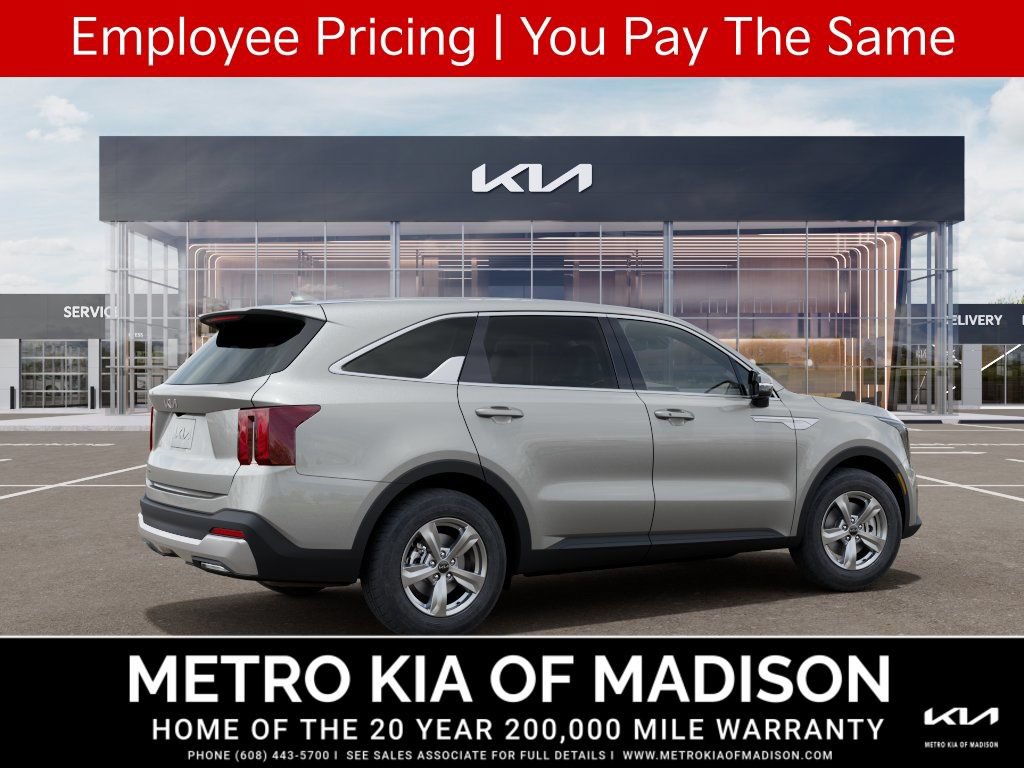New 2026 Kia Sorento LX FWD image 6