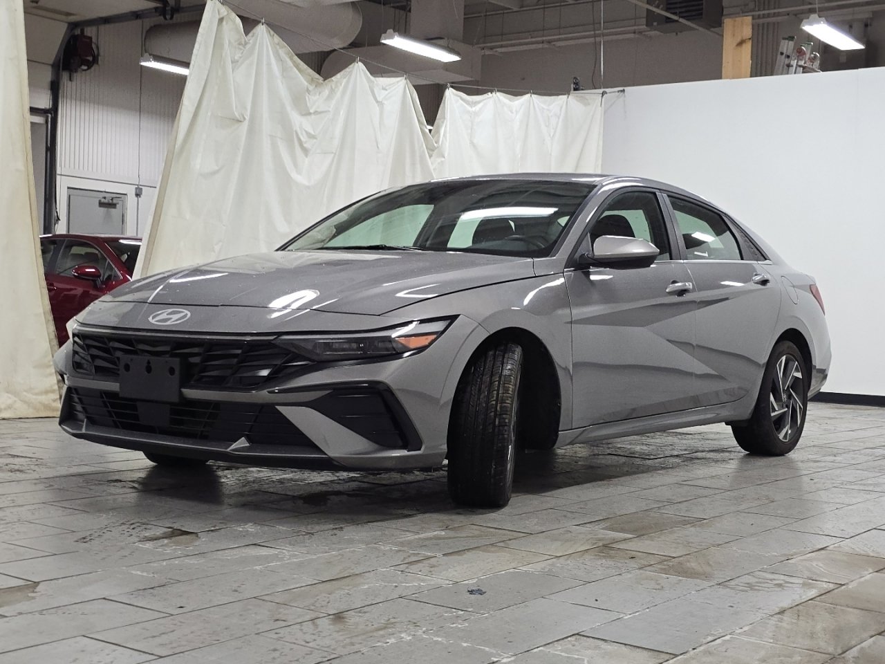 Used 2025 Hyundai Elantra SEL image 16