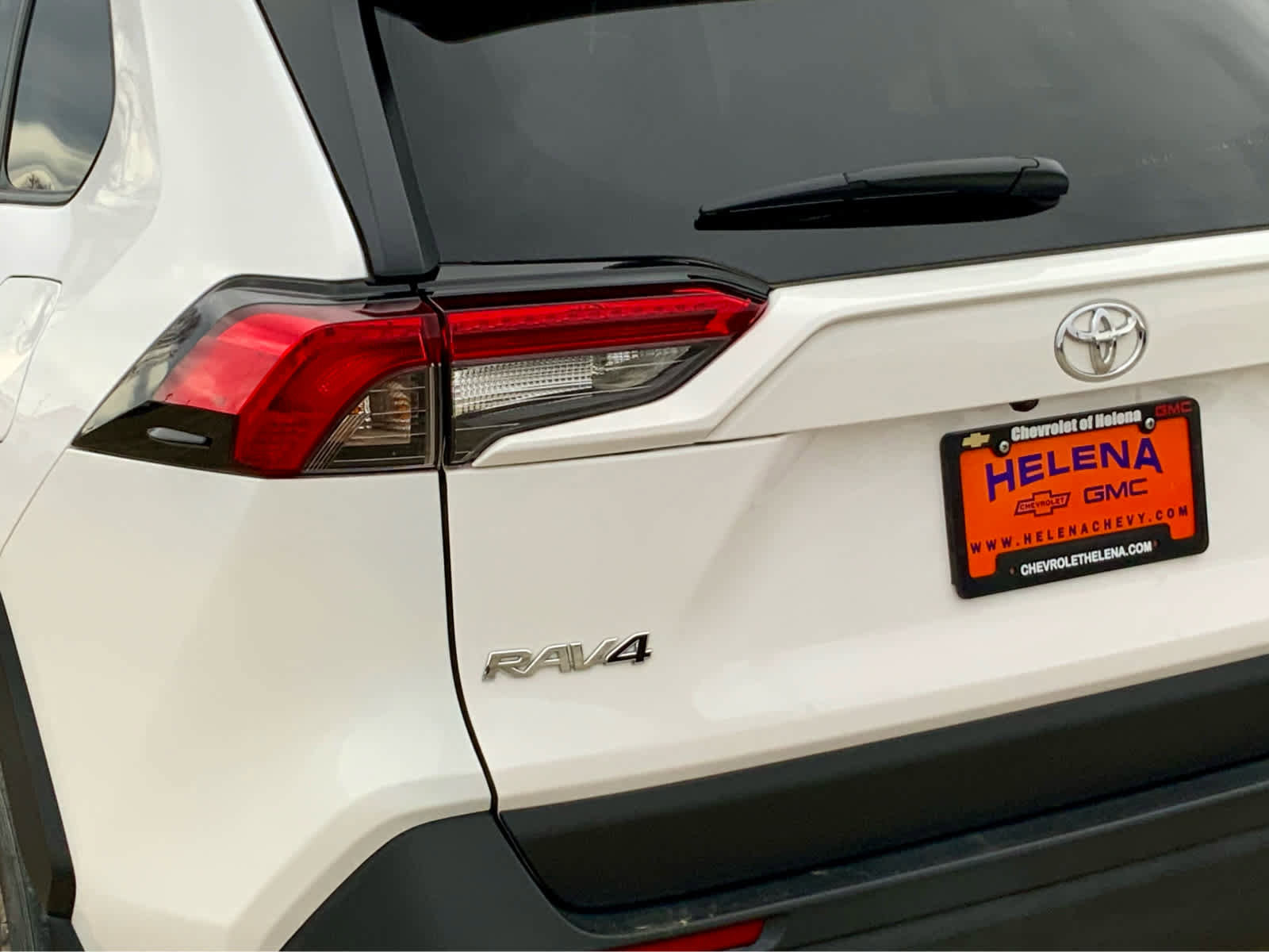 Used 2025 Toyota RAV4 XLE w/ Convenience Package image 13