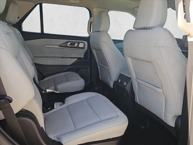 Used 2025 Ford Explorer Platinum w/ LUX Leather Package image 22