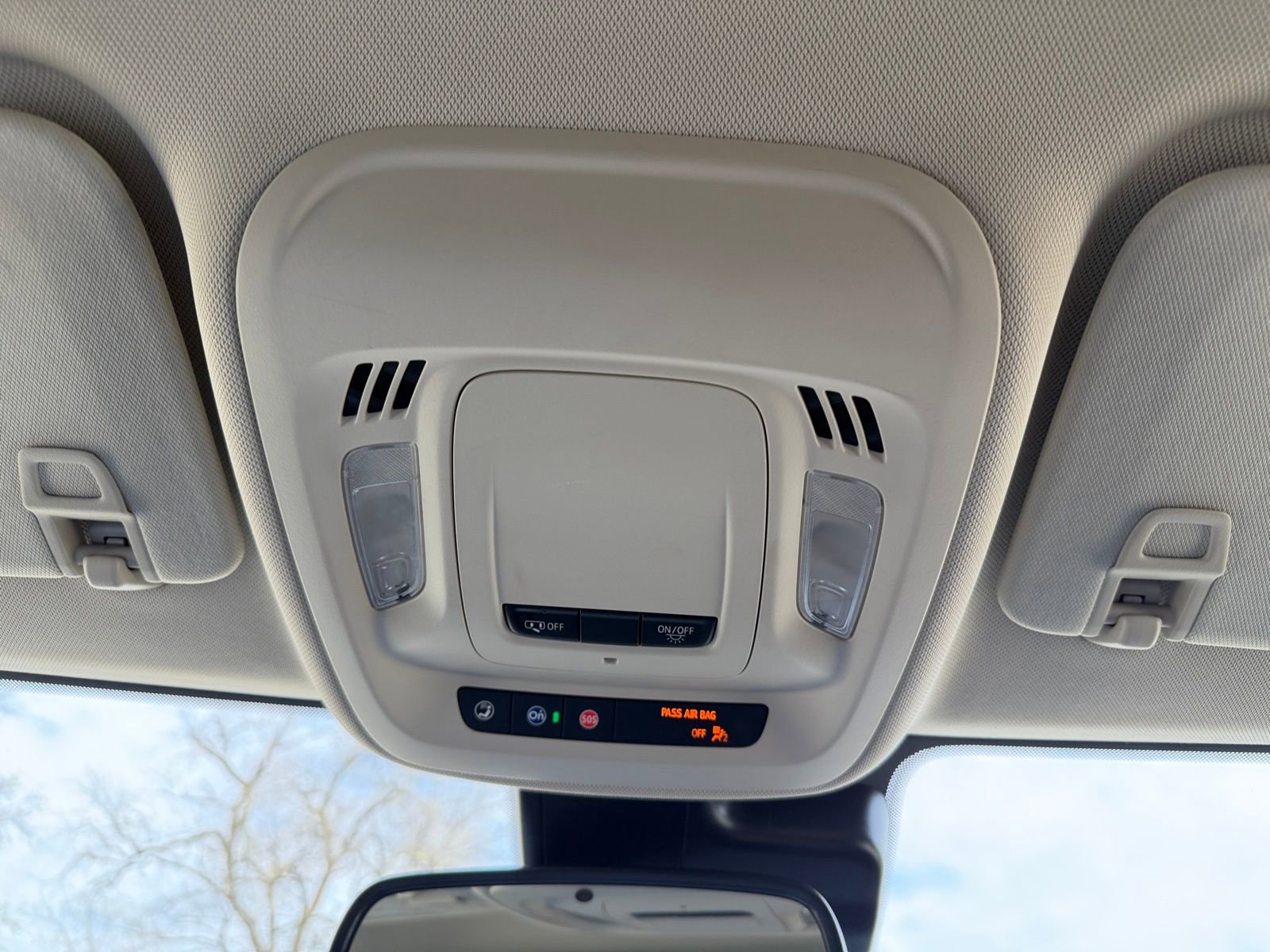 Used 2023 Buick Envision Preferred w/ Sport Touring Package image 21