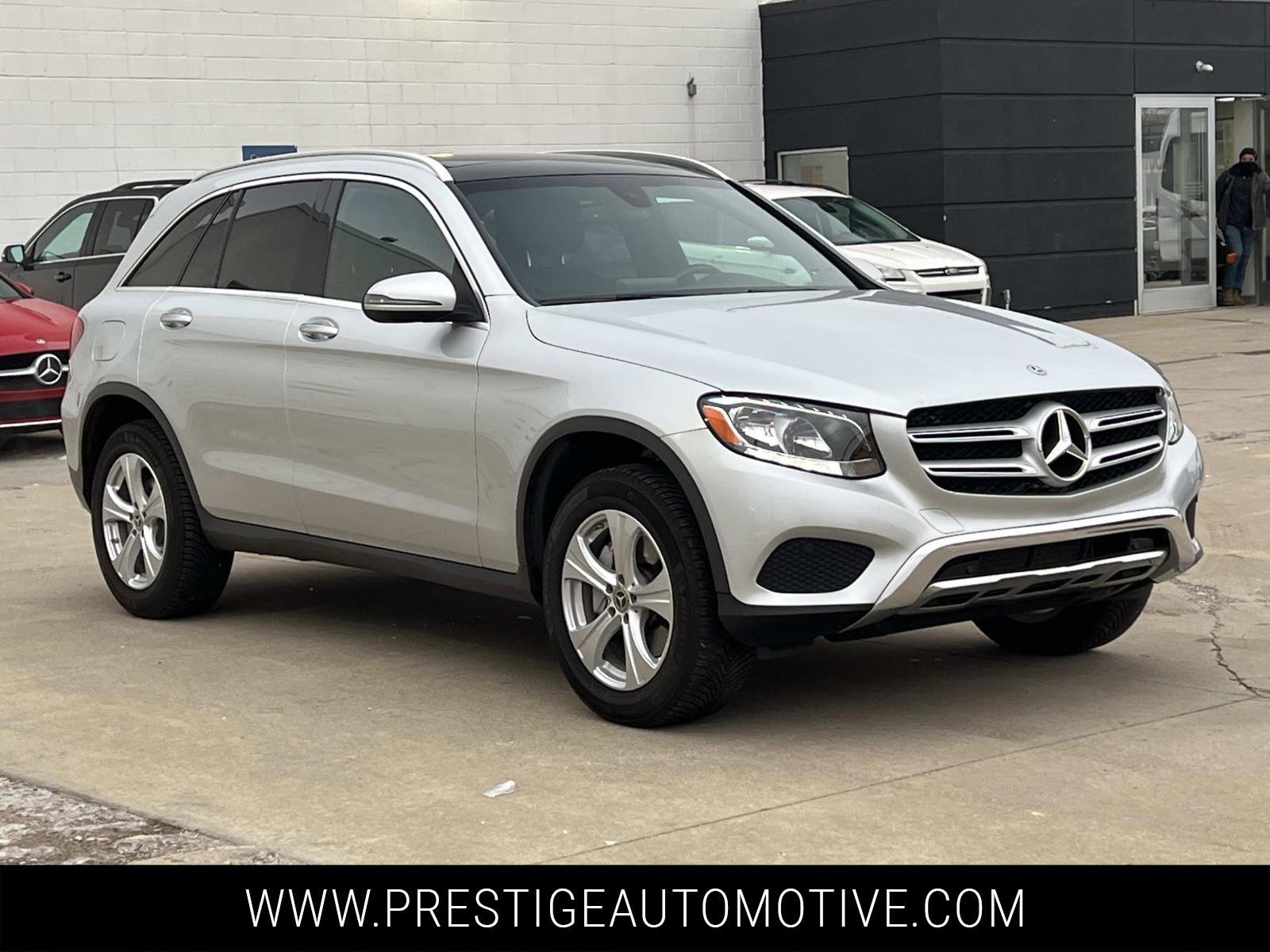 Used 2018 Mercedes-Benz GLC 300 4MATIC image 8