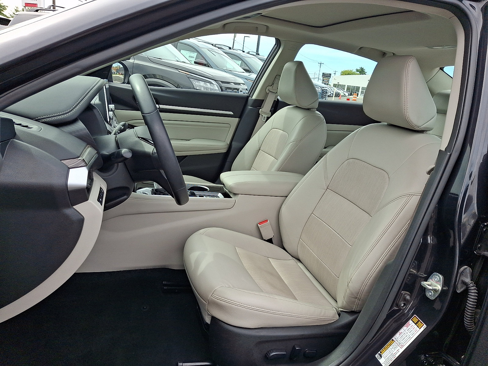 Certified 2021 Nissan Altima 2.5 SL FWD image 15