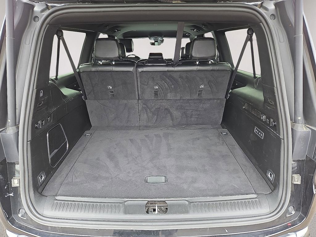 Used 2024 Jeep Wagoneer L Series II RWD image 12