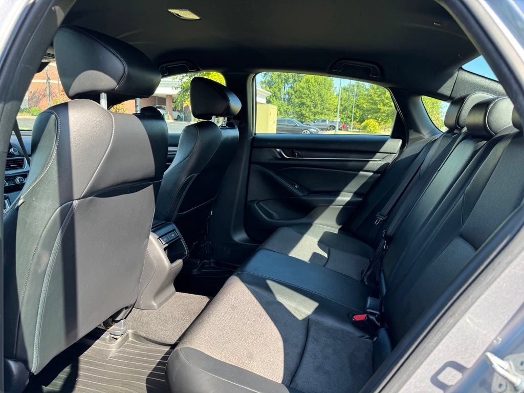 Used 2022 Honda Accord Sport image 11