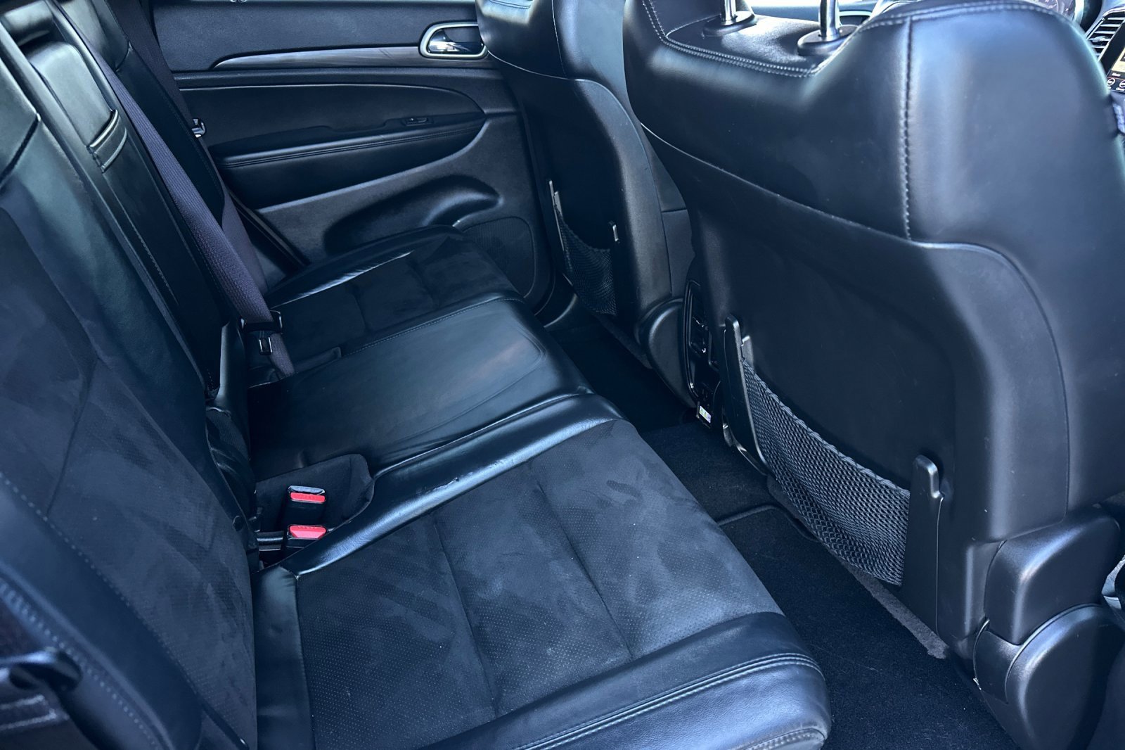 Used 2021 Jeep Grand Cherokee Laredo X image 19