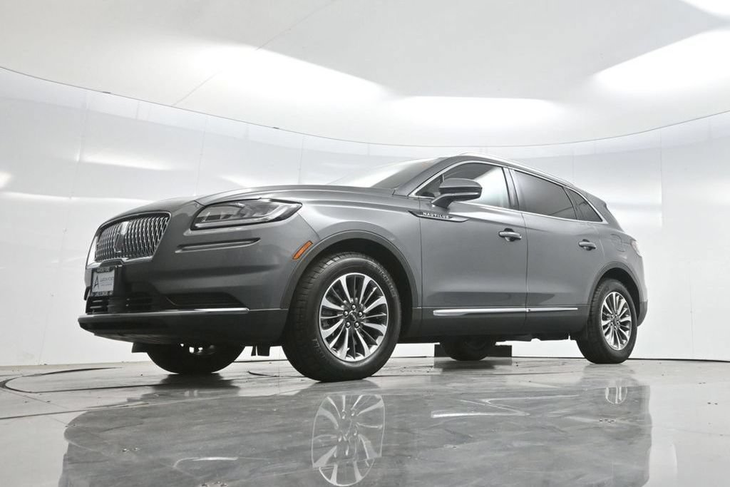 Used 2023 Lincoln Nautilus FWD w/ Premium Package image 63