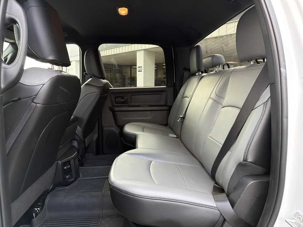 Used 2025 RAM 3500 Tradesman w/ Chrome Appearance Group AWD/4WD image 36